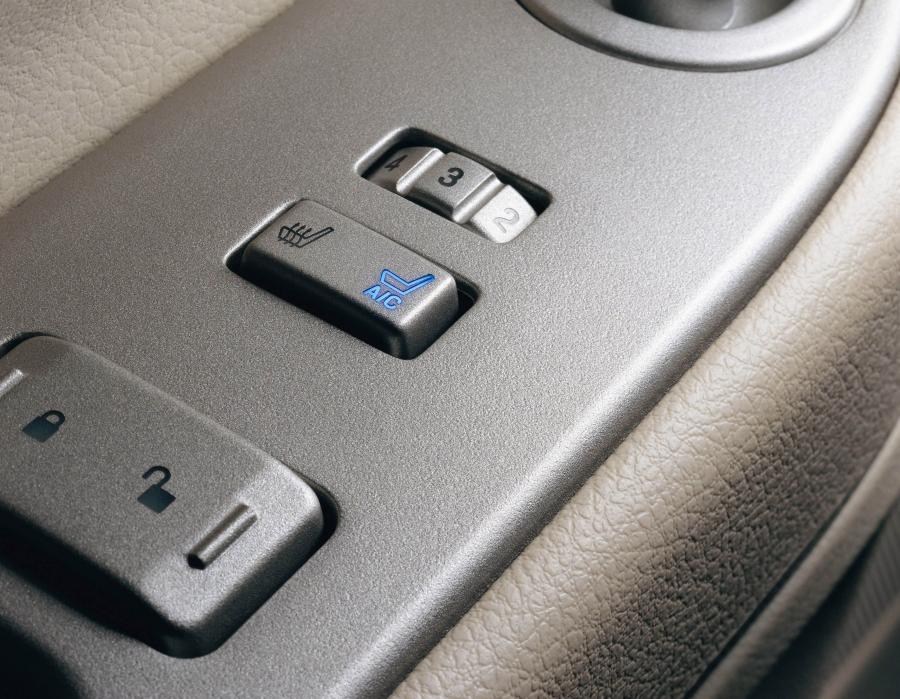  Lincoln LS 2003 года  (фото 22 из 31)